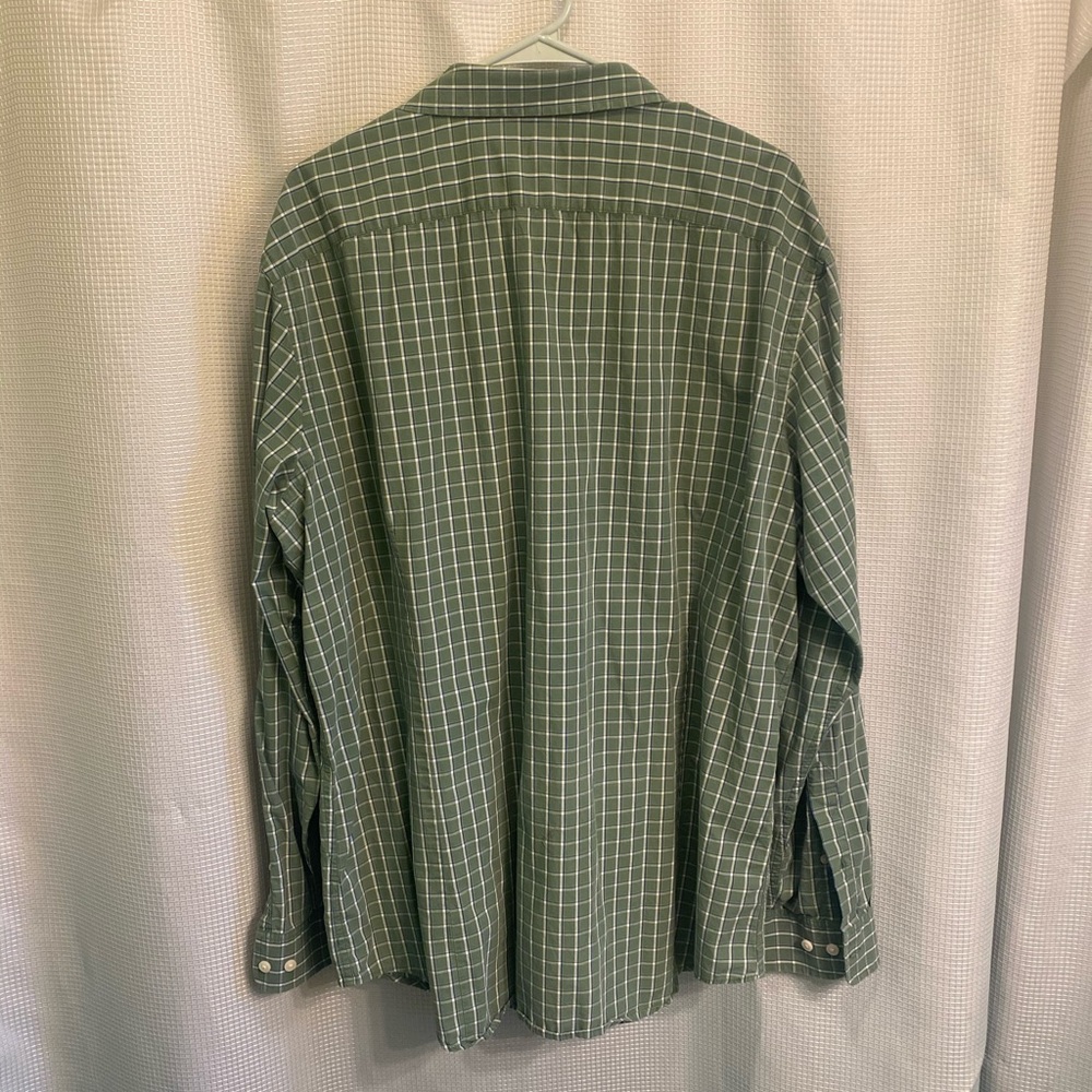 Banana Republic Green Button Down Shirt - Picture 2 of 3